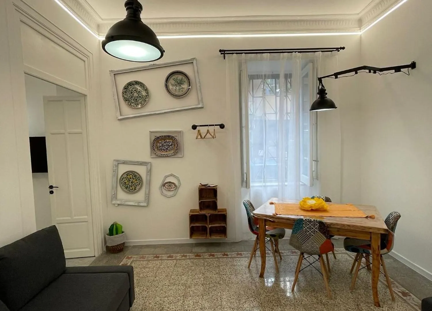 Tiski Toski Apartments Palermo 0*,  Italien